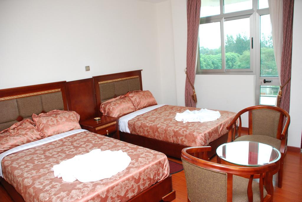 Addis Amba Hotel Бахир Дар Екстериор снимка