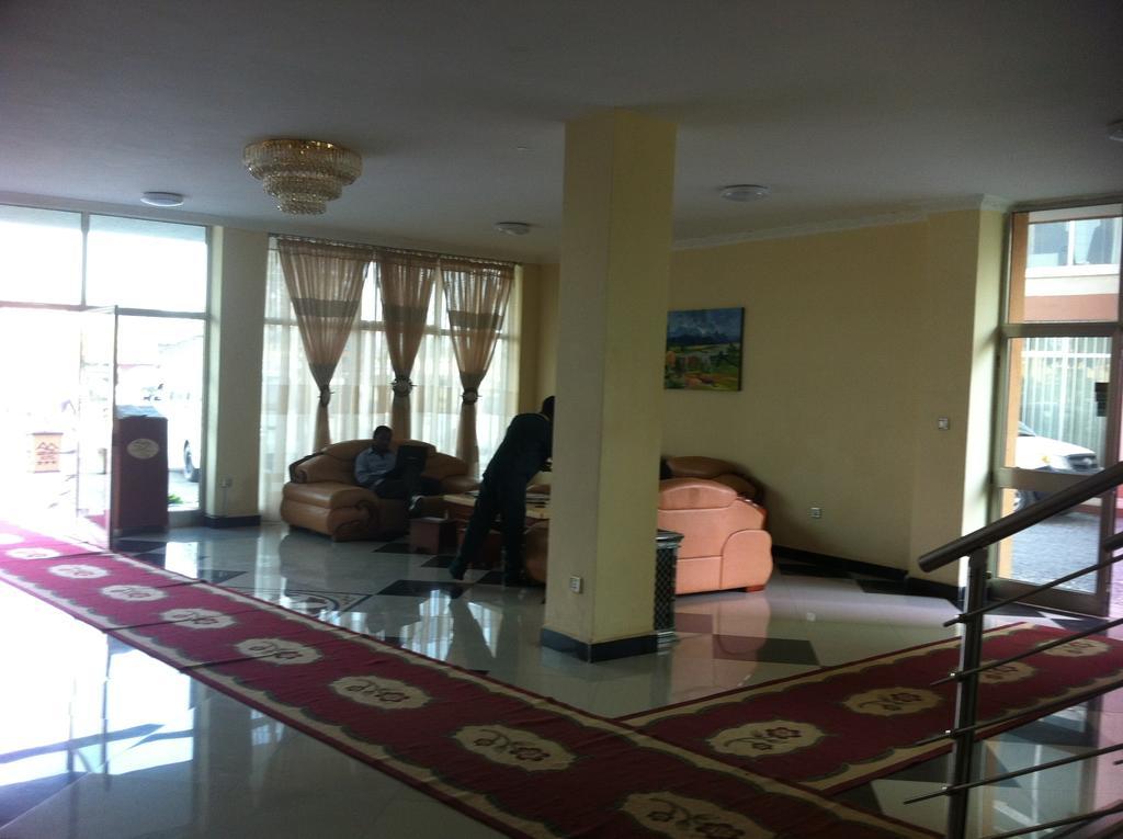 Addis Amba Hotel Бахир Дар Екстериор снимка