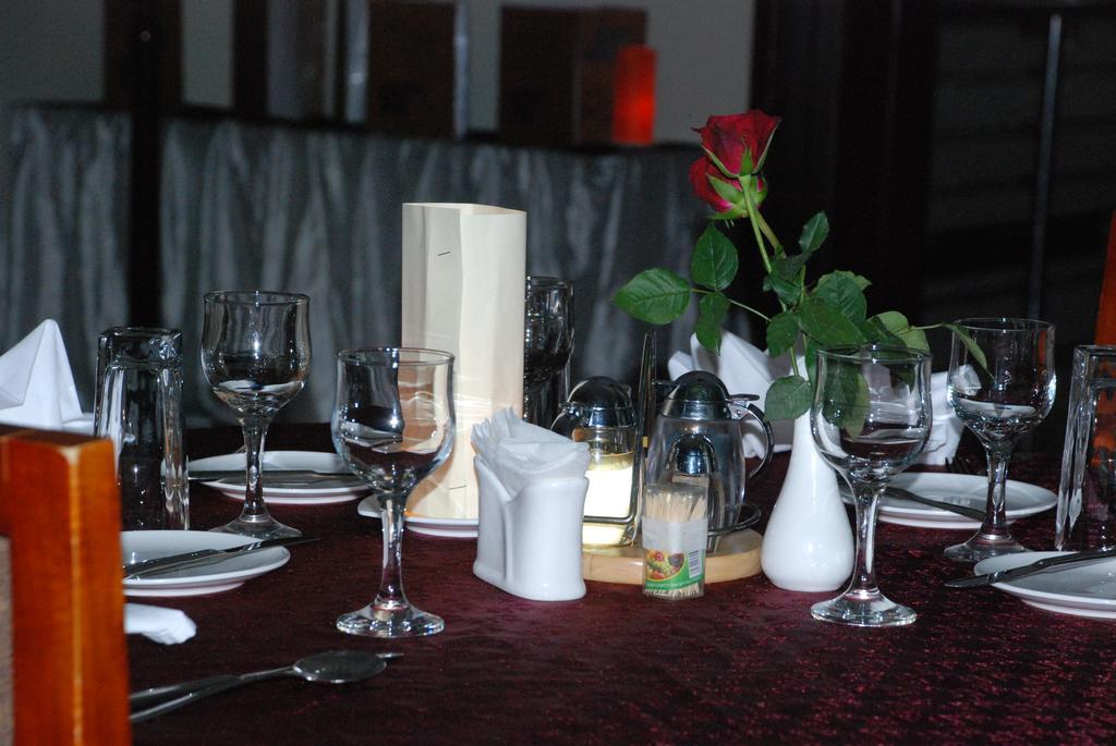Addis Amba Hotel Бахир Дар Екстериор снимка