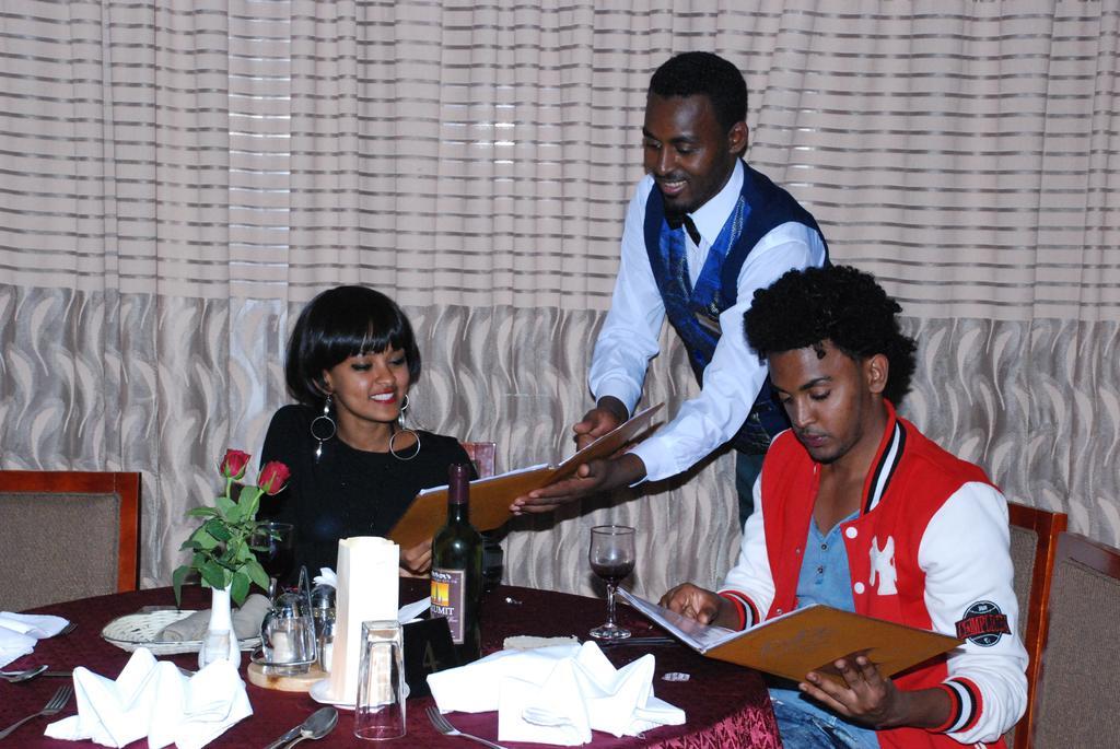 Addis Amba Hotel Бахир Дар Екстериор снимка