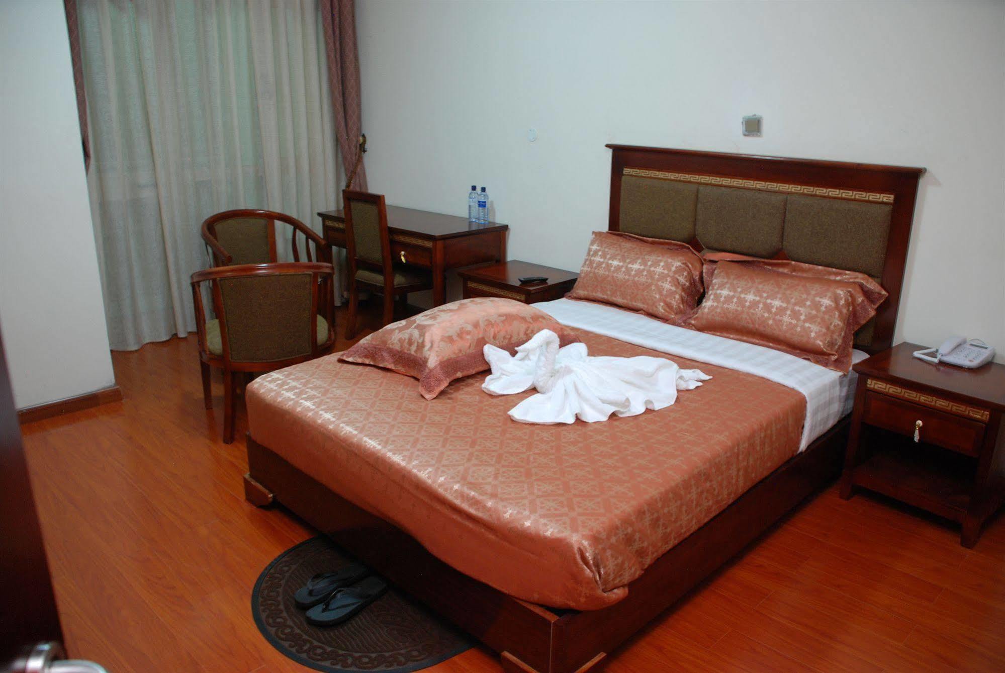 Addis Amba Hotel Бахир Дар Екстериор снимка